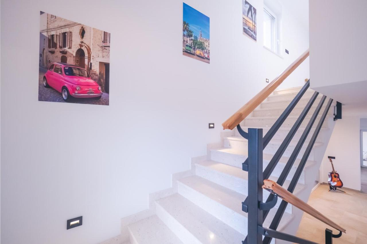 Villa Lydia Marčana Exteriör bild