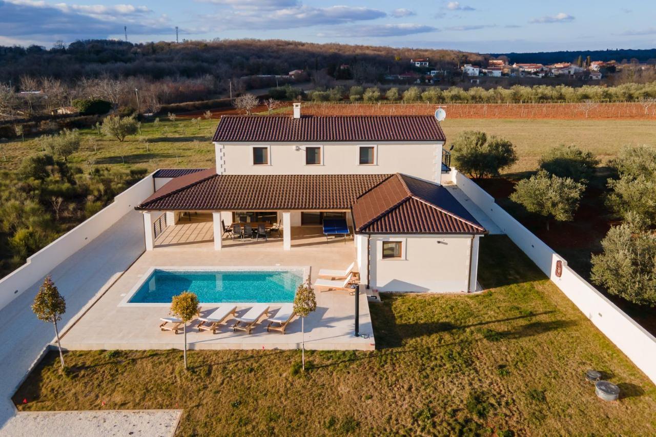 Villa Lydia Marčana Exteriör bild